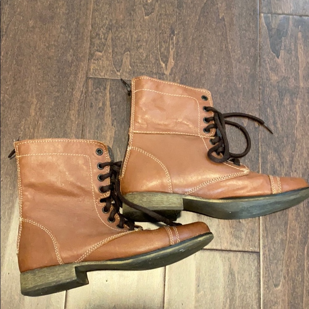 combat boots - steve madden